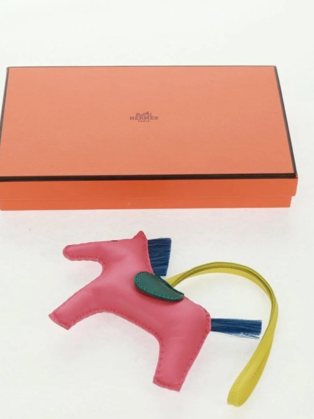 HERMES Rodeo Charm Clan PM Leather Pink Auth 163213M - Picture 14 of 14